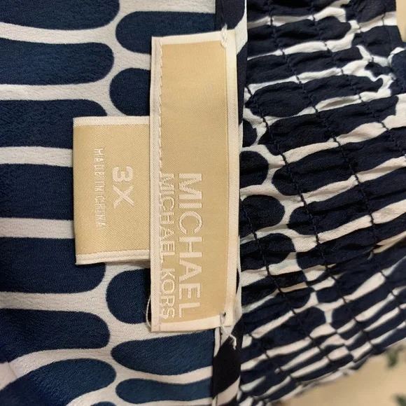 Michael Kors Blouse - Picture 5 of 9